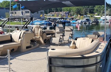 Barletta EXQ23 Expanding Pontoon Boat with Captain Pete on Cass Lake, MI