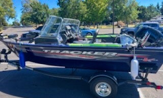 2020 V16 WT Tracker for Rent! Great for fishing in Delta, Rio Vista, Sac River. Hourly, Daily rates available!