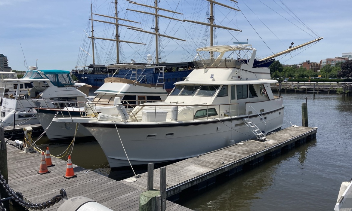 private yacht charter philadelphia
