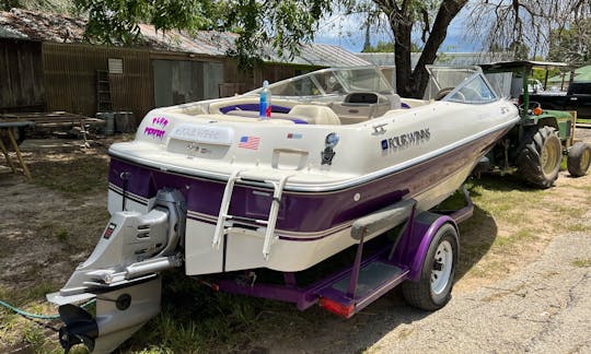 18’ Four Winns RS Boat with Lilly Pad/Tube in Canyon Lake