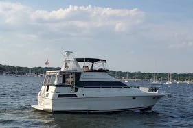 46' Silverton Motor Yacht Charters in Port Washington, New York