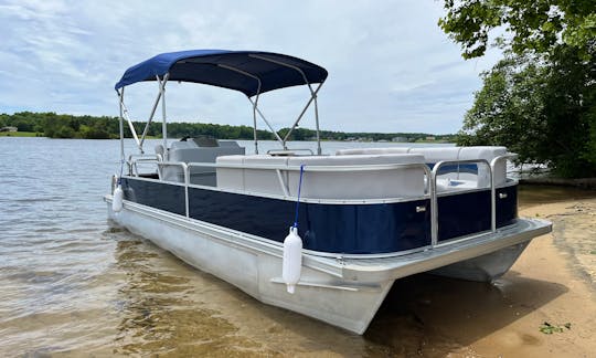 Pontoon Boat Rental in Bumpass, Virginia
