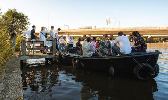 Canal Boat Tours in Amsterdam, Noord-Holland