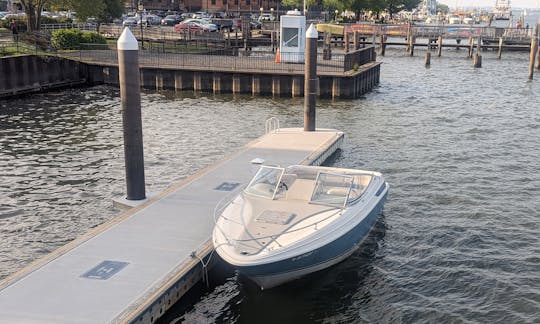 24ft Maxum Powerboat for rent in Alexandria