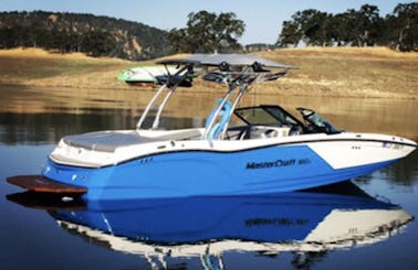 Mastercraft NXT 22 GEN 2 Surf for Rent Lake Don Perdo, California
