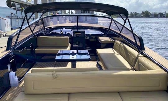 Van Dutch 40 Dayboat - Experience Modern European Luxury in Vancouver