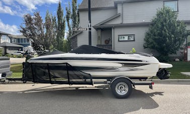 Bateau à moteur Glastron GTSF 185 à Edmonton, en Alberta