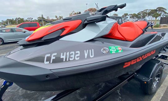 1 or 2 Sea Doo GTi SE Jet Skis available for rent in Long Beach: Unlimited riders during your time duration!