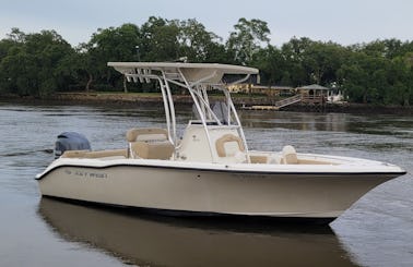 21 foot Keywest Bay Boat with experience captain in Charleston, South Carolina