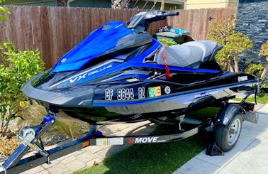 2019 Jet ski with towable tube for 3