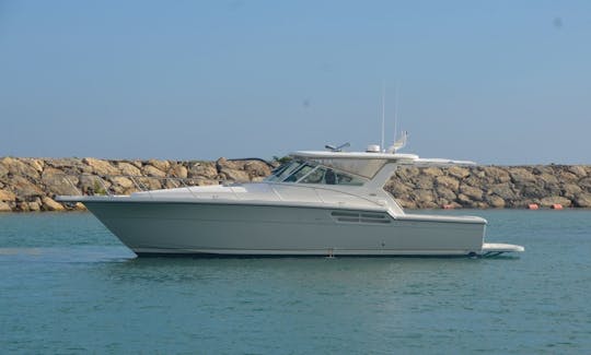 Yate a motor Tiara 42 en alquiler en Casa De Campo La Romana