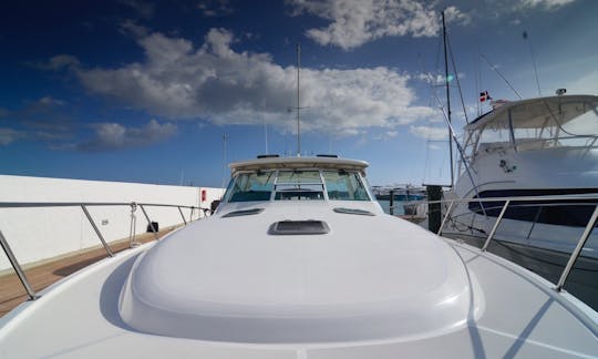 Yate a motor Tiara 42 en alquiler en Casa De Campo La Romana