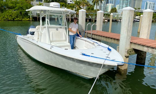 Cape Horn XS Center Console Boat Rental in Miami Beach, Florida