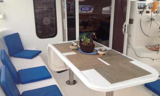 Iate de catamarã Robertson Caine Cruising de 47 pés para até 25 px Nuevo Vallarta