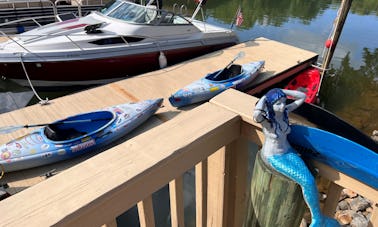 Kayak to famous Dog Island, North Carolina