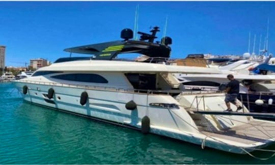 Canadoss 88 Motor Yacht Charter in Manisa