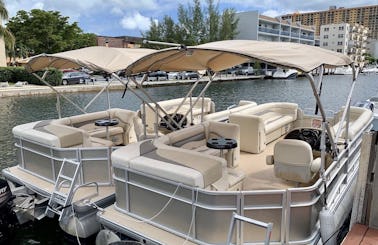 💥Pontoon and Yacht Rentals! 🚨Ask about getting a FREE hour!🚨