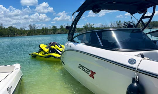 Brand New 2022 Yamaha 252 XE JetBoat & JetSki! Rental in Fort Lauderdale, Florida