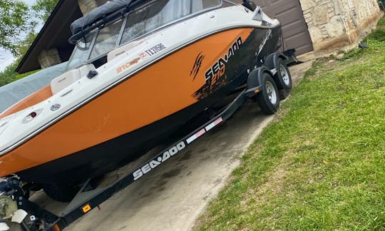 Sea Doo 210 SP Sport Boat for Rent in Austin, Texas