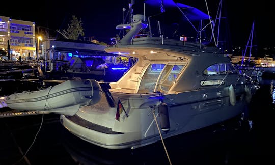 36ft Sealine Motor Yacht Rental in Skiathos, Greece