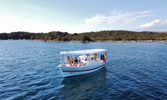 Excursions privées en bateau à Sveti Filip i Jakov, comté de Zadar