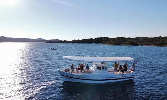 Excursions privées en bateau à Sveti Filip i Jakov, comté de Zadar