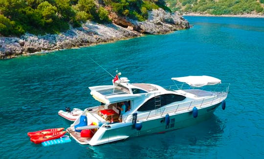 Azimut 43S Motor Yacht in Gocek, Turkey