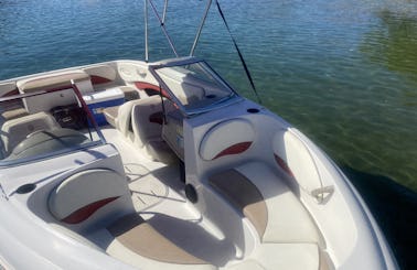 18' Four Winns For Fishing, Tubing, Party and Surfing