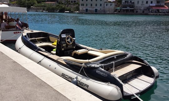 Luxury Rental (Scanner 710 Envy) in Split, Croatia