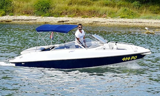 FourWinns 220Hp Bowrider for Rent in Croatia