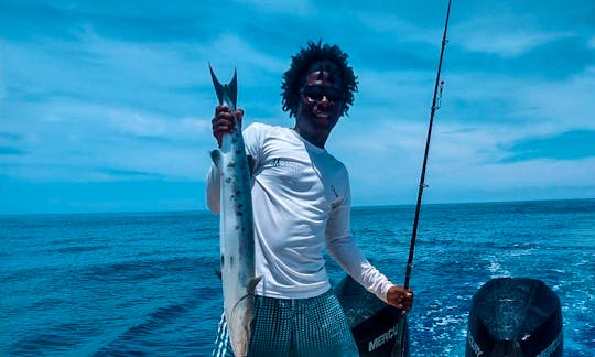 32ft Fishing Charter in Cartagena de Indias