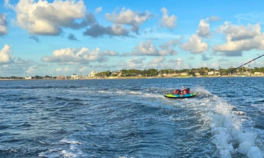 Bayliner Elememt e18 Watersports - tube & wakeboard, $50 per person in Galveston Bay