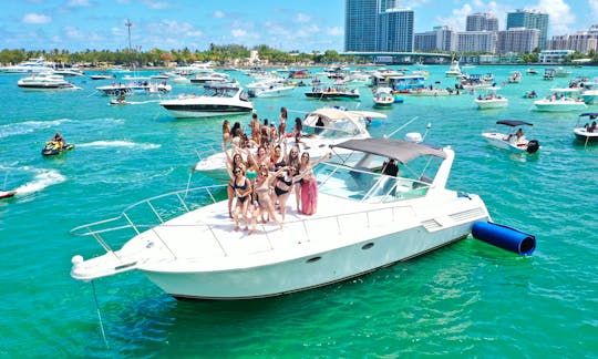45' Express Cruiser Motor Yacht for Rent in Miami Beach, Florida