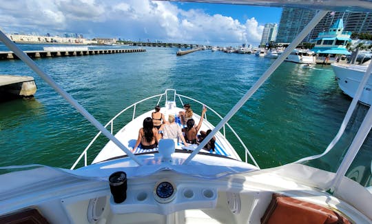44' LUHRS Sport Motor Yacht for Rent in Miami Beach, Florida