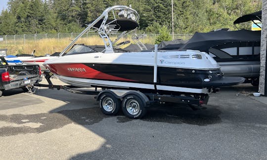 Campion Svfara SV3 Bowrider Rental in Shuswap/Okangan, British Columbia