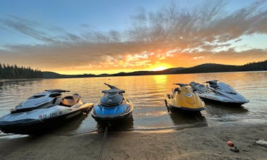 Aluguel de jet ski de dia inteiro no Lago Camanche