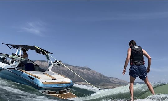 Centurion Fi23 Apprenez à surfer et profitez de Bear Lake avec un capitaine