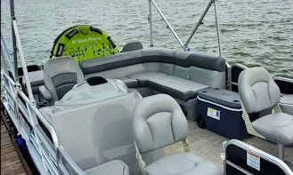 Pontoon Boat on Lake Conroe FULL DAY (with Overnight) RENTAL $900