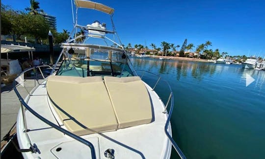 Sea Ray 31' Motor Yacht Rental in Cabo San Lucas, Baja California Sur