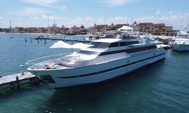 Royal Yacht holds up to 60 people in Cancún, Mexico