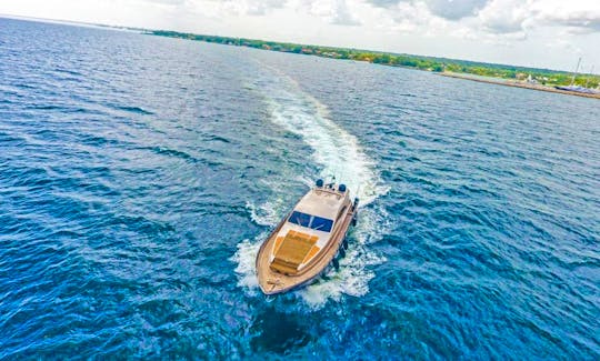 Leonard 72 Power Mega Yacht Rental in La Romana, La Altagracia