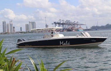 Private Charter in 41ft For Island Hopping In Cartagena de Indias