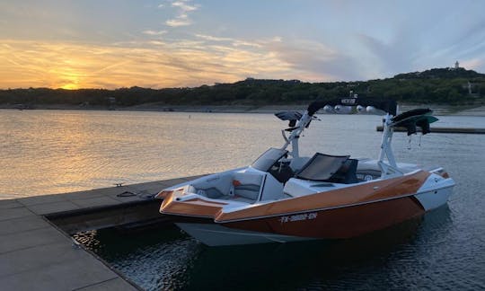 Stunning Axis A-22 Surf Boat. Fun captain and fuel included. Mega sound system!