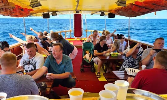 Charter Trawler em Medulin, Croácia