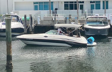 Beautiful 27ft Sundeck for rent in Miami for up to 8 people!