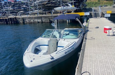 Weekend/ WeekDay Day or Night Special...Tour & Swim Beautiful Lake Union & Lake Washington Seattle in this 24' 10 person Bowrider. Anniversaries, Birthdays, Special Occasions!
