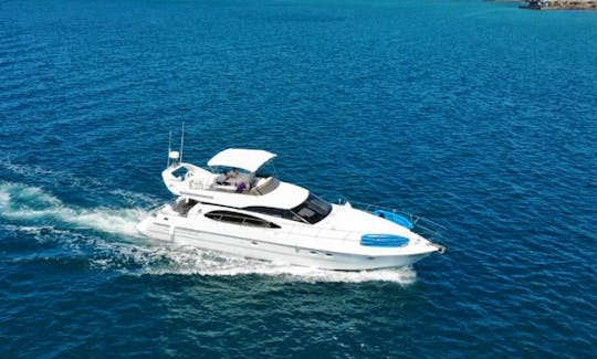 Azimut 58 Motor Yacht with all inclusive. Visit Balandra and Espiritu Santo!