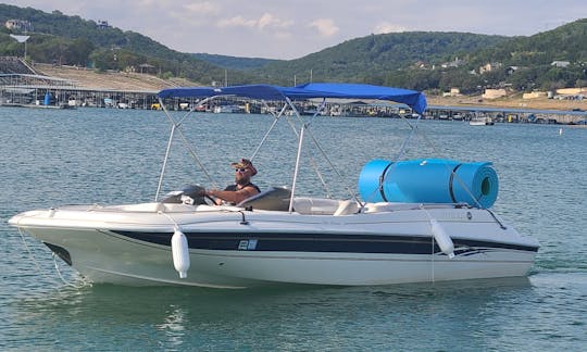 Location de bateaux ATX Harris Party Deck sur le lac Travis