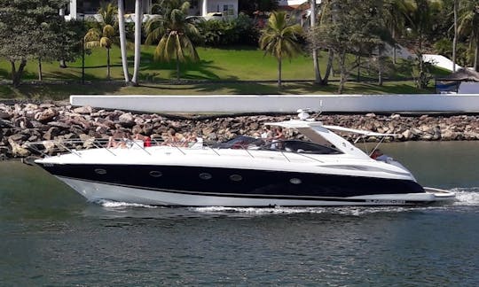 Sunseeker Predator 56 Luxury Yachting in Ixtapa Zihuatanejo, Guerrero
