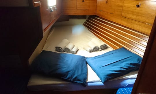 Back cabin, with double bed